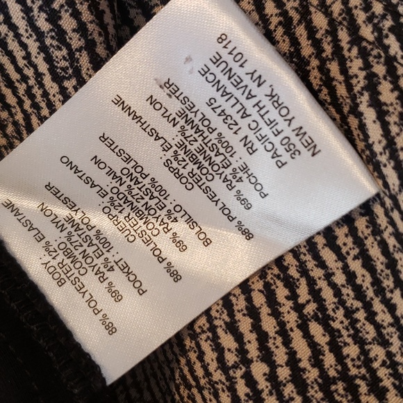 Jones New York Blazer/Jacket - Picture 11 of 11